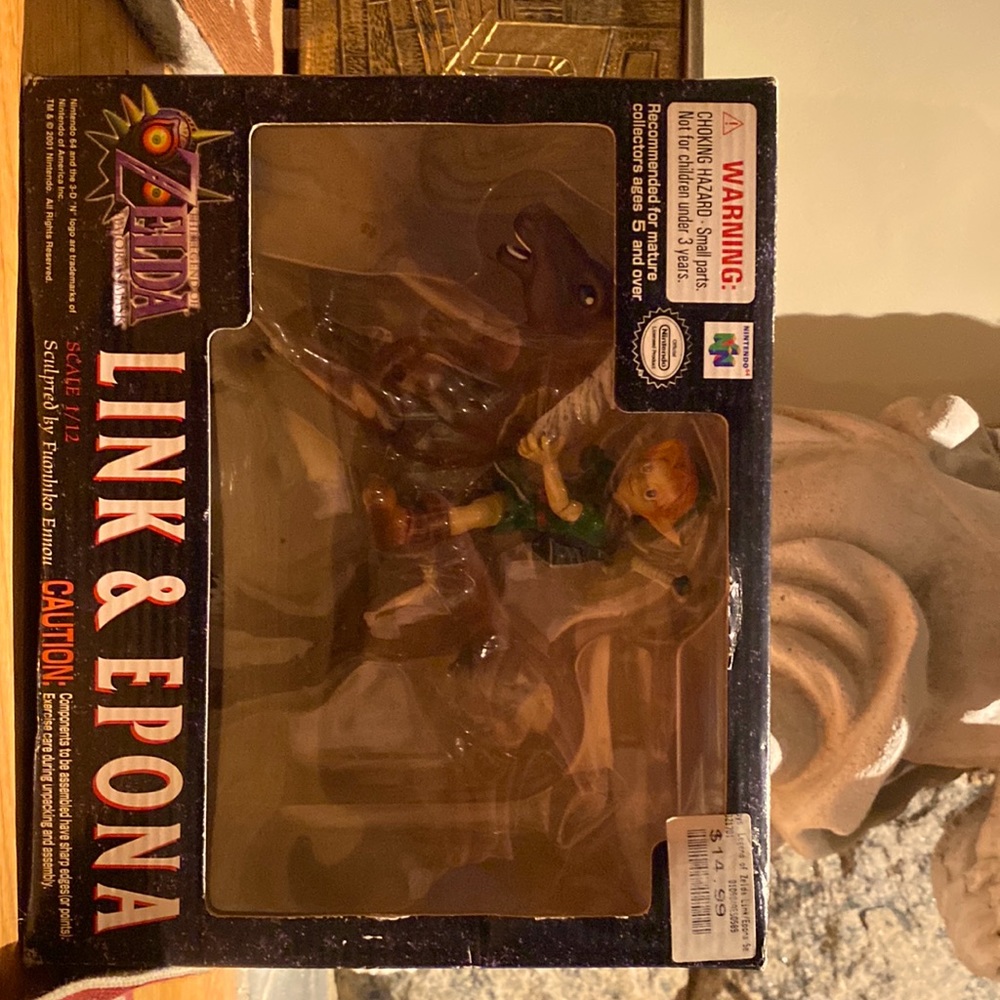 Link and Epona Collectors Figure